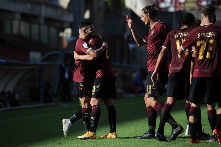 Salernitana forza 4 nel segno di Kupisz e Tutino: la photogallery del match