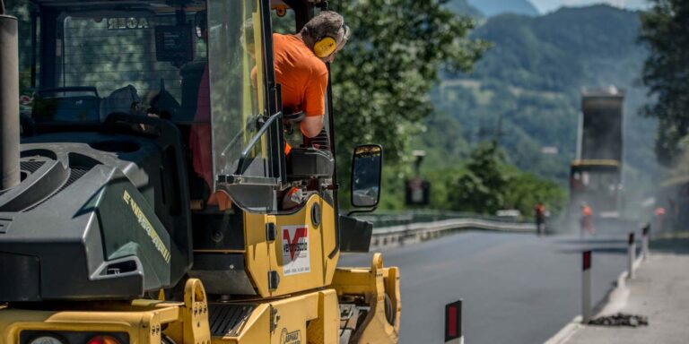 A Montecorvino Rovella sulla SP 324 consegnati oggi i lavori 