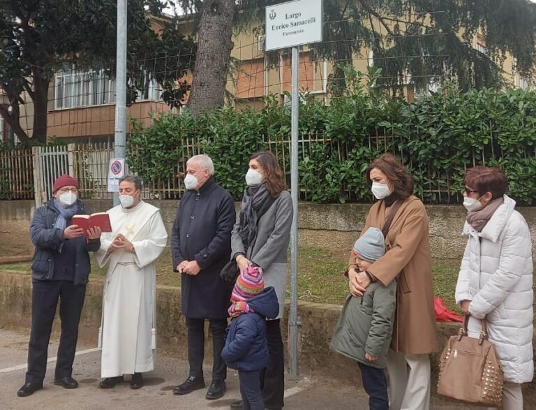 Baronissi, inaugurato “Largo Enrico Samarelli”